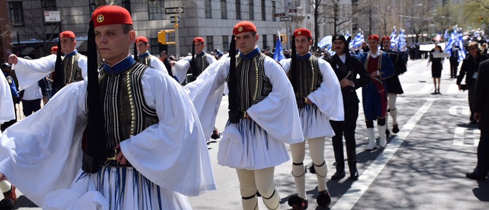 Δείτε τη μεγαλειώδη παρέλαση Ελλήνων στη Νέα Υόρκη -Ποιοι συμμετείχαν [εικόνες] | iefimerida.gr 2