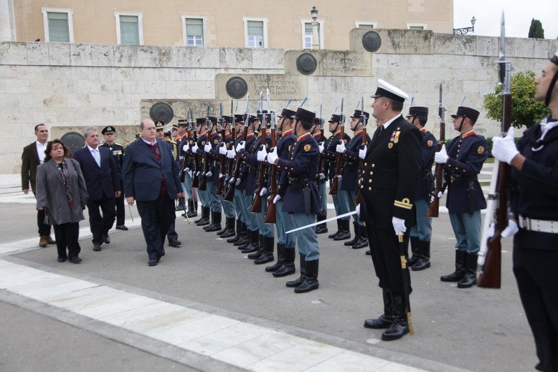 Μαθητική παρέλαση στην Αθήνα: Χαμόγελα από μικρούς και μεγάλους μαθητές [εικόνες] | iefimerida.gr 0