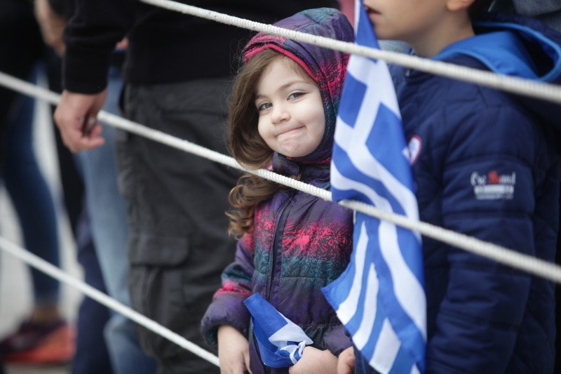 Μαθητική παρέλαση στην Αθήνα: Χαμόγελα από μικρούς και μεγάλους μαθητές [εικόνες] | iefimerida.gr 10