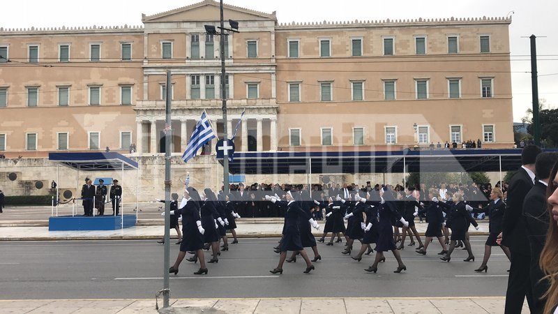 Η στρατιωτική παρέλαση για την 25η Μαρτίου -Εντυπωσιακές εικόνες & βίντεο | iefimerida.gr 8