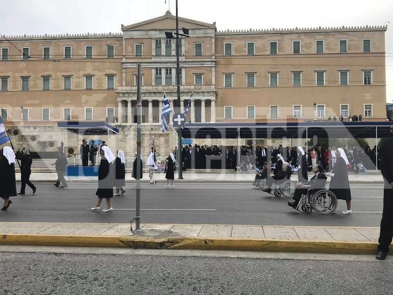 Η στρατιωτική παρέλαση για την 25η Μαρτίου -Εντυπωσιακές εικόνες & βίντεο | iefimerida.gr 7