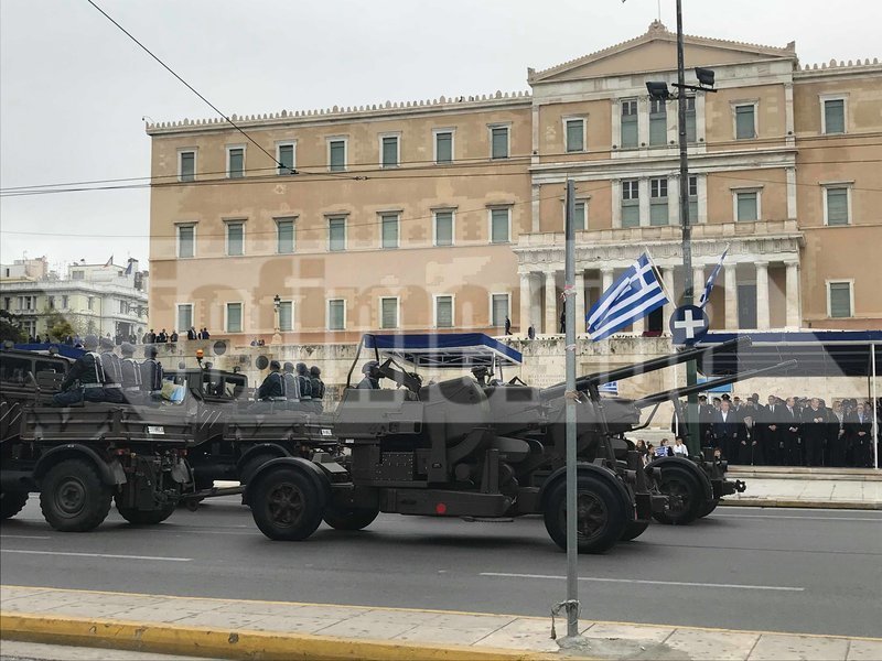 Η στρατιωτική παρέλαση για την 25η Μαρτίου -Εντυπωσιακές εικόνες & βίντεο | iefimerida.gr 3
