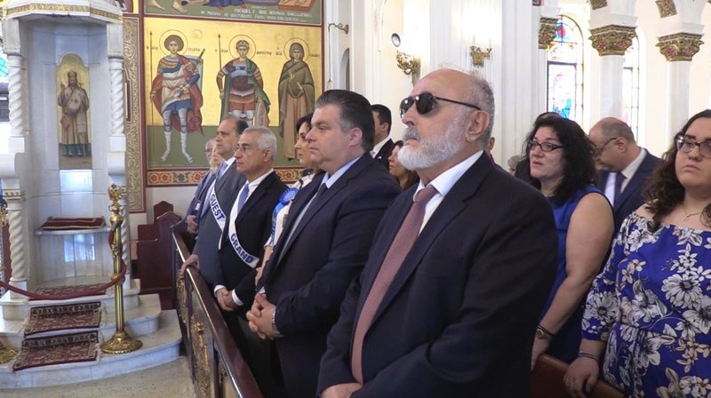 Περιοχή της Φλόριντα ντύθηκε στα γαλανόλευκα λόγω 25ης Μαρτίου -Εκαναν και παρέλαση [εικόνες] | iefimerida.gr 3