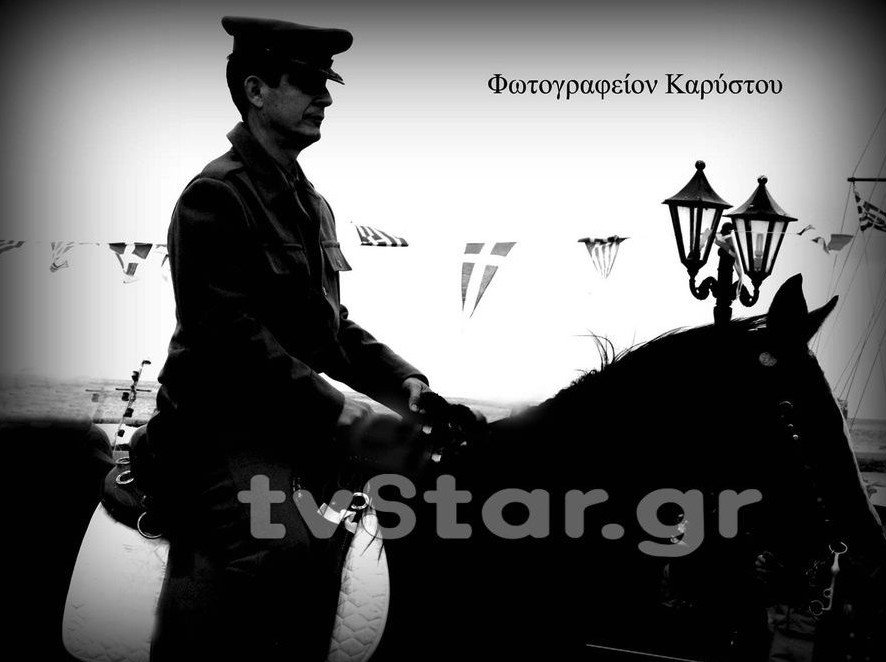 Παρέλαση όπως το 1940 -Με μουλάρια και στολές εποχής [εικόνες] | iefimerida.gr 5