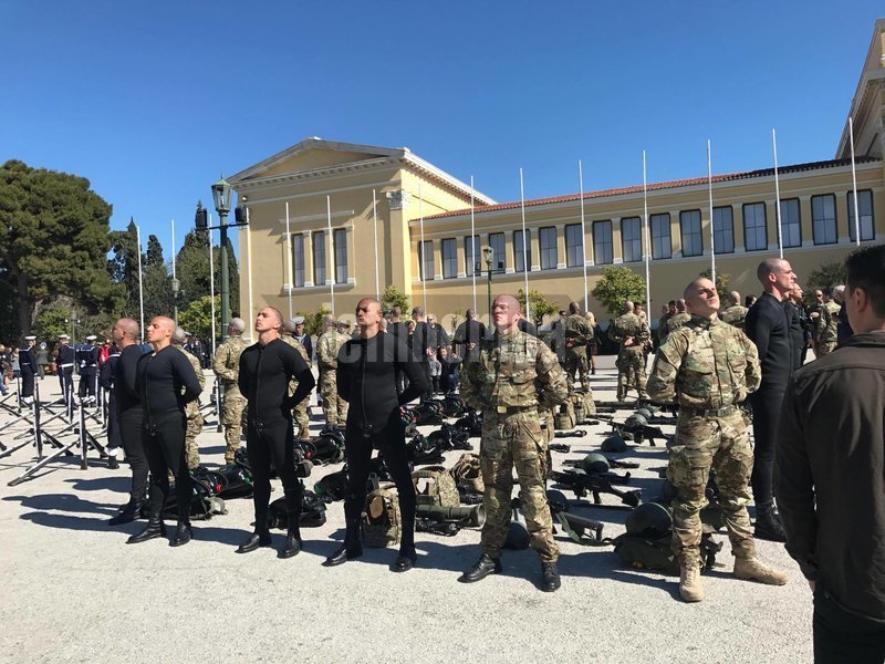Οι βατραχάνθρωποι και οι κομάντο στο Ζάππειο