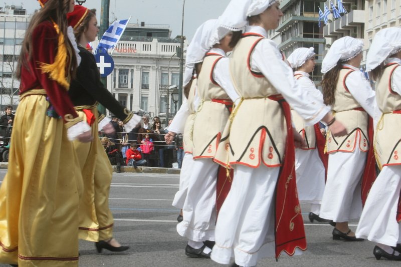 Χαμόγελα, χρώμα, νιάτα -Η σημερινή μαθητική παρέλαση στην Αθήνα σε 20 καρέ [εικόνες] | iefimerida.gr 8