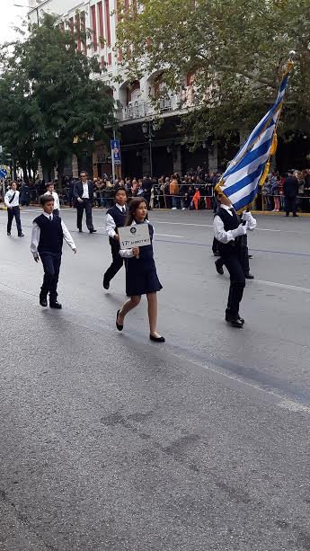 Μαθητική παρέλαση στην Αθήνα: Χαμόγελα από μικρούς και μεγάλους μαθητές [εικόνες] | iefimerida.gr 7