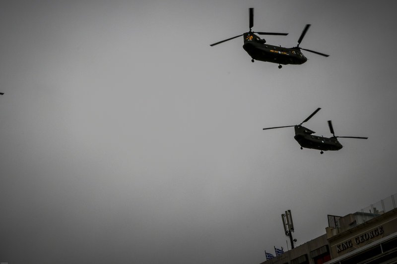 Η στρατιωτική παρέλαση μέσα από τον φωτογραφικό φακό -Εντυπωσιακές εικόνες και από τα... παρασκήνια | iefimerida.gr 12