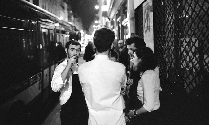 Συγκλονιστικές σκηνές, δευτερόλεπτα μετά την επίθεση στο εστιατόριο στο Παρίσι [εικόνες] | iefimerida.gr 6