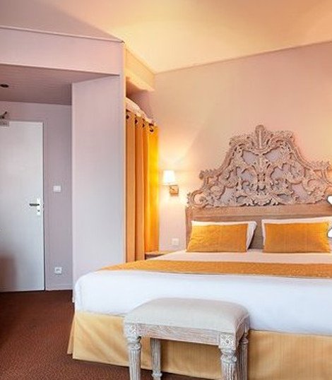 Καμπάνια «Πληρώστε ότι θέλετε»: Πόσο κοστίζει πραγματικά μια νύχτα πολυτέλειας στην Πόλη του Φωτός;[εικόνες] | iefimerida.gr 3