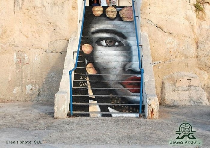 Και οι σκάλες στο Παρίσι έγιναν έργα τέχνης -Εκαναν καμβά τα σκαλιά, μεταμόρφωσαν την πόλη [εικόνες] | iefimerida.gr 3