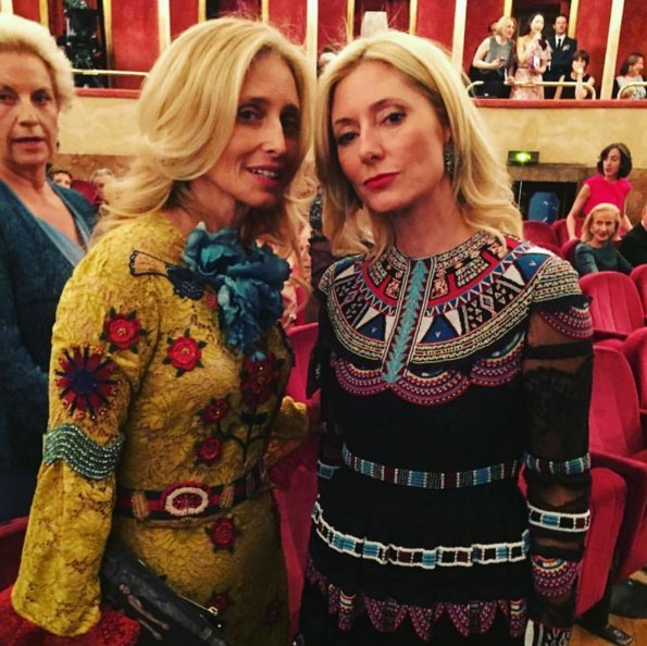 Παραμυθένια εμφάνιση Μαρί-Σαντάλ και Ολυμπίας στο μυθικό πάρτι του Valentino [εικόνες] | iefimerida.gr 8