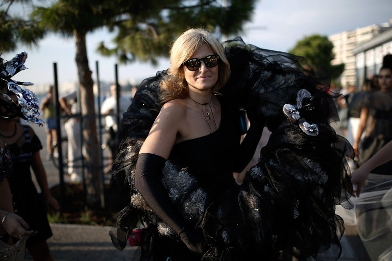 Ο Μπουτάρης σε ρόλο μοντέλου, στην πασαρέλα -Σε μία διαφορετική επίδειξη [εικόνες & βίντεο] | iefimerida.gr 5