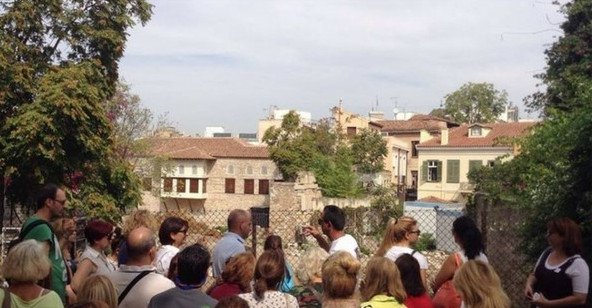 Πασχαλινή ξενάγηση στις εκκλησίες της Πλάκας | iefimerida.gr 3