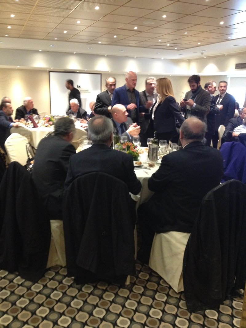 Ολες οι φυλές του ΠΑΣΟΚ στο τραπέζι της Φώφης -Ποιοι πρώην πήγαν στο γεύμα στο Κάραβελ [εικόνες] | iefimerida.gr 4