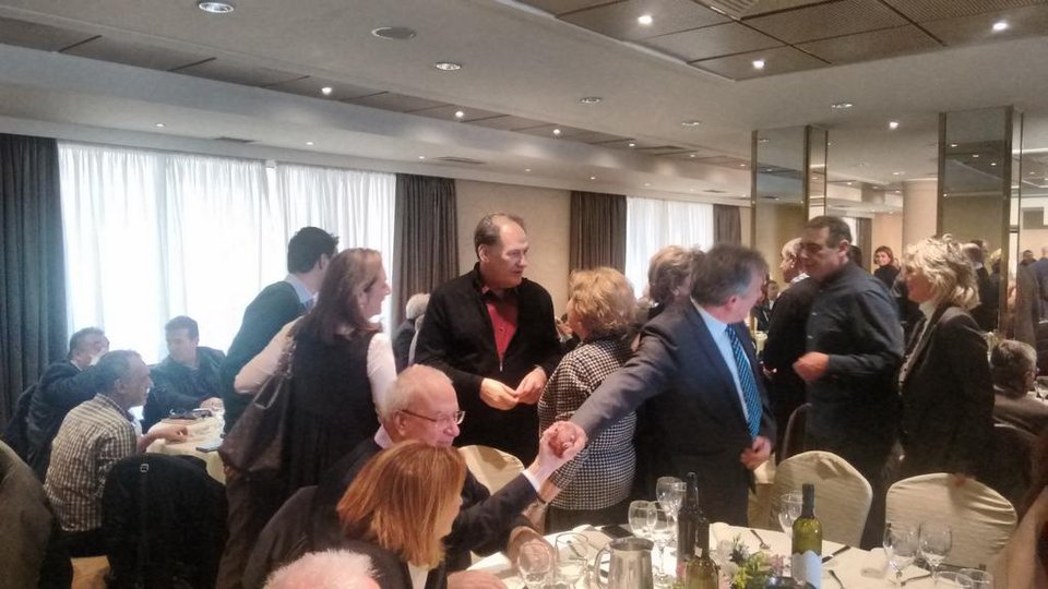 Ολες οι φυλές του ΠΑΣΟΚ στο τραπέζι της Φώφης -Ποιοι πρώην πήγαν στο γεύμα στο Κάραβελ [εικόνες] | iefimerida.gr 5