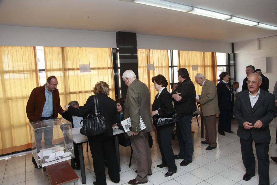 ΠΑΣΟΚ: Συμμετοχή πάνω από 200.000 δείχνουν οι πρώτες αναγωγές [εικόνες] | iefimerida.gr 2