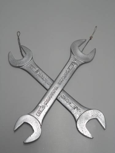 Ο Βαρουφάκης έγινε και... λαμπάδα για το Πάσχα [εικόνες] | iefimerida.gr 4