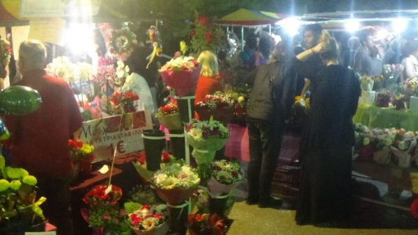 Οι Πατρινοί γιόρτασαν χτες την Πρωτομαγιά- Γέμισε η πόλη με λουλούδια και 700 χορευτές [εικόνες] | iefimerida.gr 9