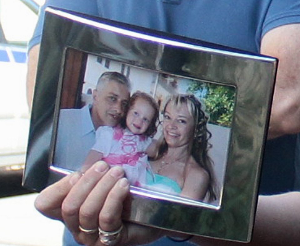 Αυτή είναι η 5χρονη και ο 44χρονος πατέρας της που σκοτώθηκαν στην Αίγινα [εικόνες] | iefimerida.gr 2