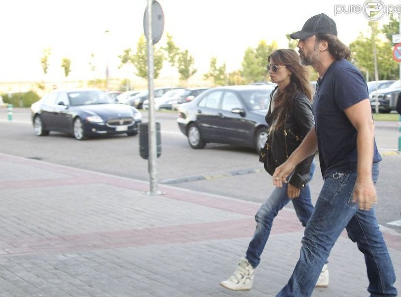 Δύσκολες ώρες για την Πενέλοπε Κρουζ - Πέθανε ο πατέρας της [εικόνες] | iefimerida.gr 3