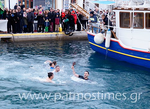 Με λαμπρότητα γιορτάστηκαν τα Θεοφάνεια σε όλη τη χώρα  [εικόνες] | iefimerida.gr 26