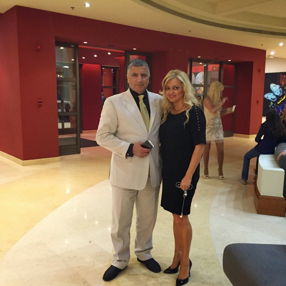 Γιατί ο Πατούλης ντύθηκε... Ferrero Rocher [εικόνες] | iefimerida.gr 1