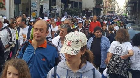 Ξεκίνησε η επταημέρη πορεία των Πατρινών για Αθήνα- Μαζική συμμετοχή [εικόνες] | iefimerida.gr 0