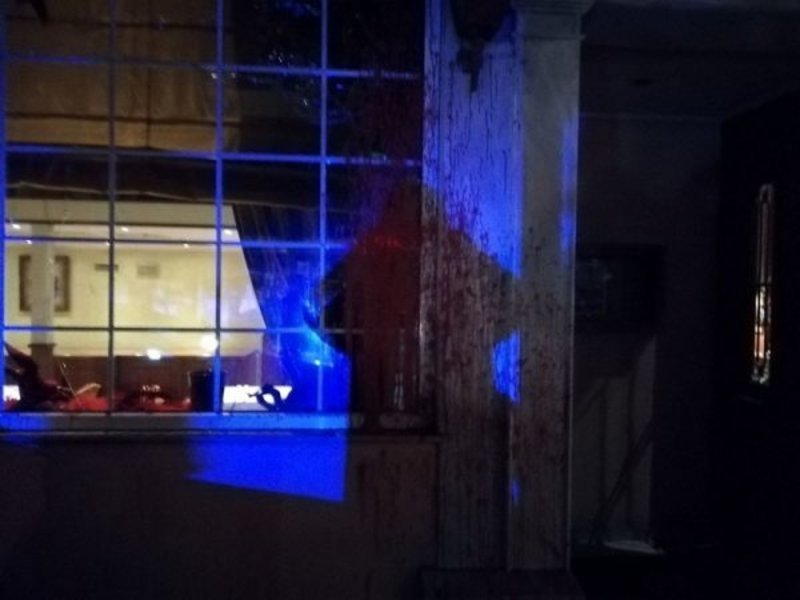 Πάτρα: Αντιεξουσιαστές επιτέθηκαν στο ξενοδοχείο λίγο πριν μιλήσει ο Αδωνις Γεωργιάδης [εικόνες] | iefimerida.gr 2