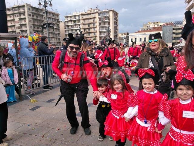 Πάτρα: Οι μικροί καρναβαλιστές έκλεψαν τις εντυπώσεις με την παρέλασή τους [εικόνες] | iefimerida.gr 6