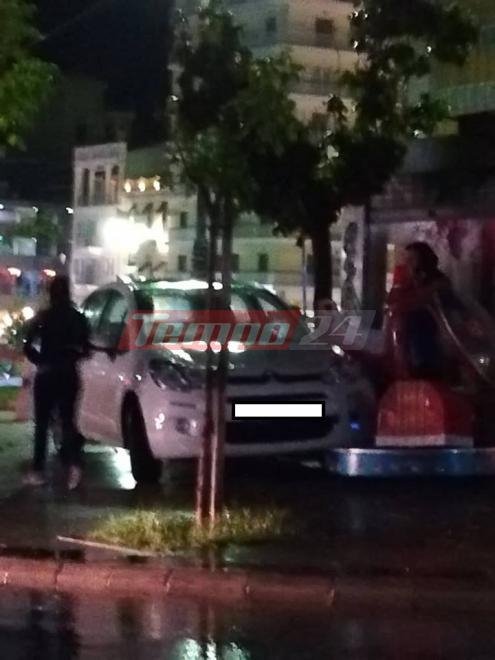  Πάτρα: Αυτοκίνητο «καβάλησε» την πλατεία Γεωργίου -Η τρελή πορεία του οχήματος [εικόνες] | iefimerida.gr 0