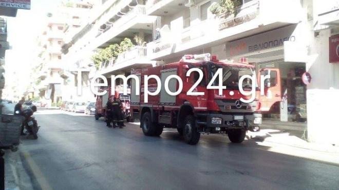 Πάτρα: Πυρκαγιά σε διαμέρισμα απείλησε πολυκατοικία [εικόνες & βίντεο] | iefimerida.gr 2