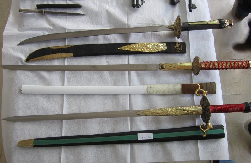 Πάτρα: Εντοπίστηκαν δύο εργαστήρια κατασκευής και συναρμολόγησης όπλων [εικόνες] | iefimerida.gr 2