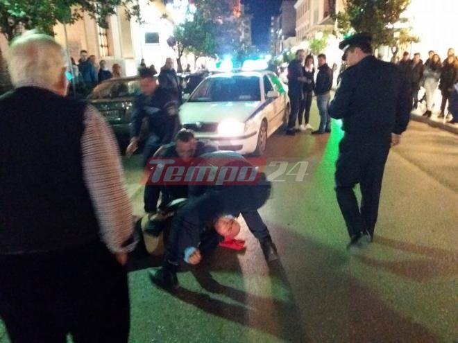 Απίστευτες σκηνές στην Πάτρα: Απειλούσε να αυτοκτονήσει με μαχαίρι -Ακινητοποιήθηκε από περαστικό [εικόνες] | iefimerida.gr 1