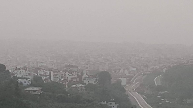 Αόρατη πόλη η Πάτρα λόγω σκόνης από την Αφρική [εικόνες] | iefimerida.gr 2