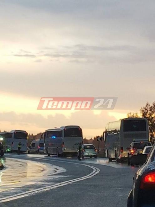 Τέσσερις τραυματίες από μετωπική ΙΧ στην Πάτρα -Πέντε τροχαία σε μια ώρα στο ίδιο σημείο! [εικόνες] | iefimerida.gr 1