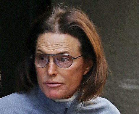 Ο πατριός της Κιμ Καρντάσιαν έγινε γυναίκα -Πλέον τον φωνάζουν Μπριζίτ [εικόνες] | iefimerida.gr 2