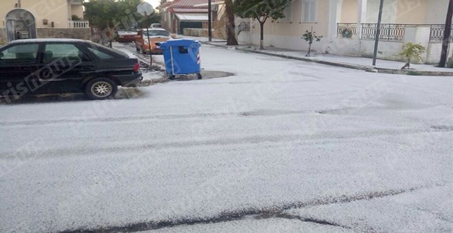 Πρωτοφανής χαλαζόπτωση στη Ζάκυνθο -Δεν προσγειώθηκε αεροπλάνο [εικόνες] | iefimerida.gr 5