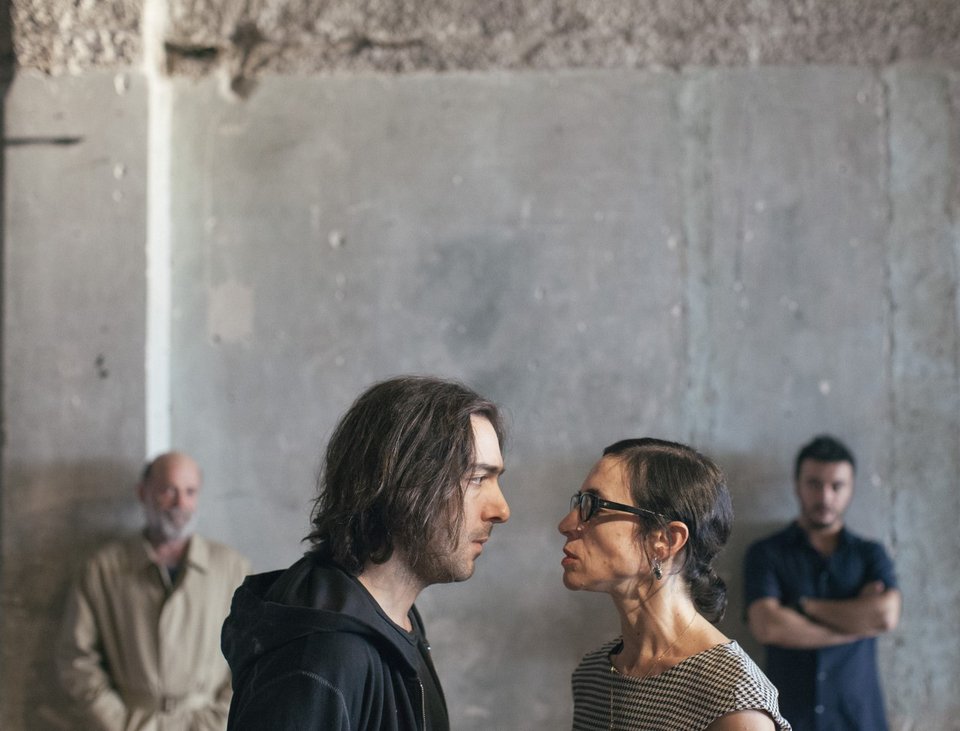 Στις πρόβες του Γιάννη Κακλέα για τον Αμλετ: Οι πρώτες φωτογραφίες [εικόνες] | iefimerida.gr 6