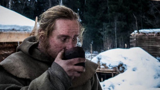 Ρώσος ζει απομονωμένος σύμφωνα με τις συνήθειες του Μεσαίωνα για να αναβιώσει τη ζωή των προγόνων του [εικόνες] | iefimerida.gr 4