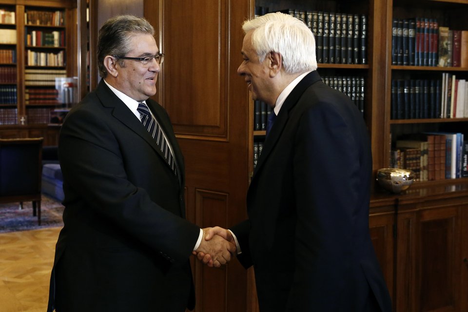 Στον Παυλόπουλο ο Κουτσούμπας -Τι συζήτησαν | iefimerida.gr 0