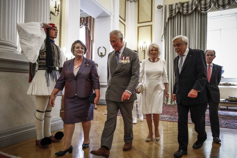 Πρώτη φορά επίσημα στην Ελλάδα Κάρολος και Καμίλα -Ολα όσα έγιναν [εικόνες & βίντεο] | iefimerida.gr 10