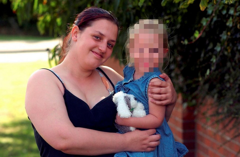 Πατέρας με 15 παιδιά από 10 διαφορετικές γυναίκες στη Βρετανία [εικόνες] | iefimerida.gr 2