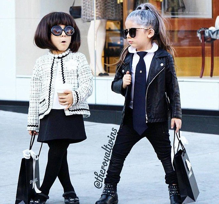 Δυο 4χρονες ποζάρουν σαν την Οντρεϊ Χέπμπορν και τρελαίνουν το ίντερνετ [εικόνες]  | iefimerida.gr 1