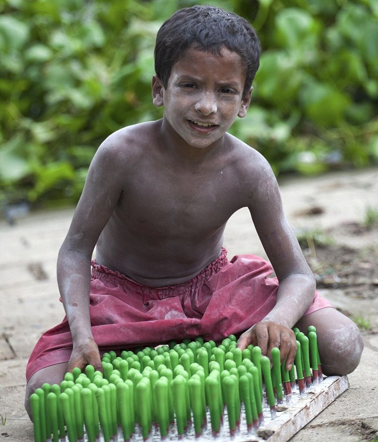 Εργοστάσια μπαλονιών – Εκεί που οι εργάτες είναι πέντε χρονών [εικόνες]  | iefimerida.gr 0