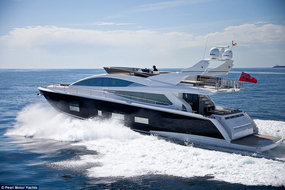 Μέσα στις πιο ακριβές θαλαμηγούς -Πλωτά παλάτια που αγγίζουν το όνειρο [εικόνες] | iefimerida.gr 6