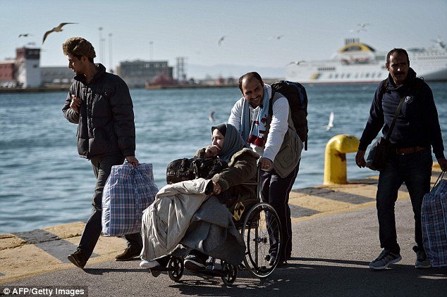 35 φορές περισσότεροι πρόσφυγες στην Ελλάδα τον Ιανουάριο συγκριτικά με πέρυσι [εικόνες] | iefimerida.gr 0