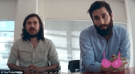 Κρυφή κάμερα σε σουτιέν «ξεγυμνώνει» τους άνδρες: Οι κλεφτές ματιές ρίχνουν στο γυναικείο μπούστο [βίντεο]  | iefimerida.gr 1