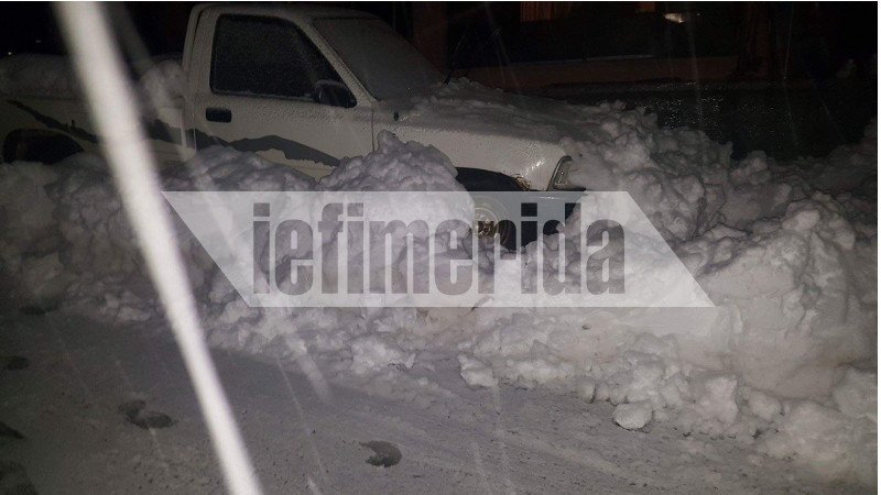 Πέλλα: Ενάμιση μέτρο χιόνι, παγωμένοι δρόμοι και μείον 5 θερμοκρασία [εικόνες] | iefimerida.gr 3