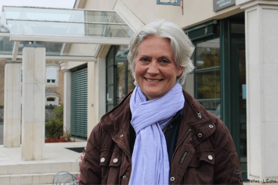 Η σύζυγος του Φρανσουά Φιγιόν φοράει μπάσκετ και αυτοαποκαλείται «αγρότισσα» [εικόνες] | iefimerida.gr 5